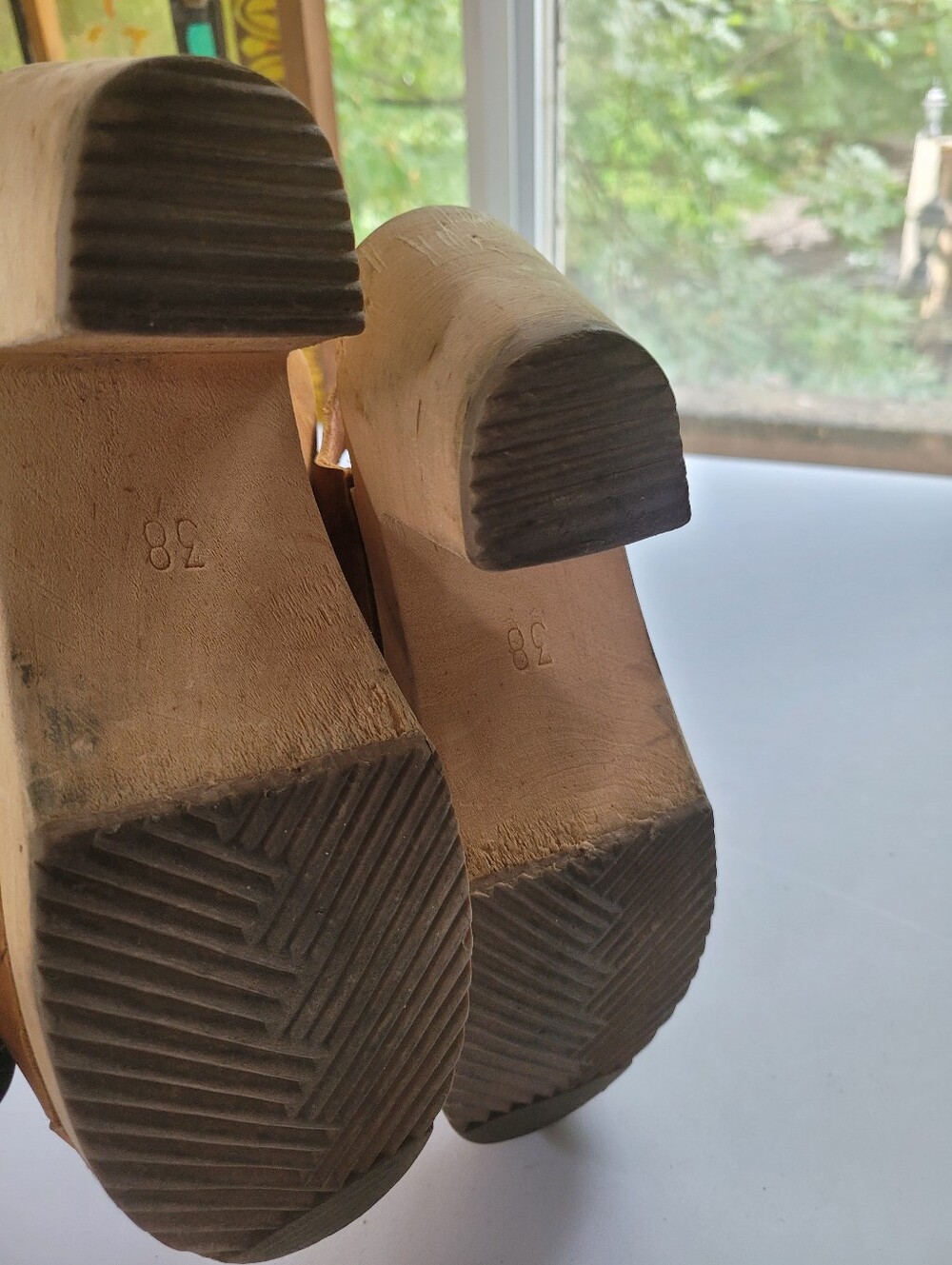 Lotta's 38/7.5 Women's Tan Leather Slingback Clog Sandals - Picture 5 of 10